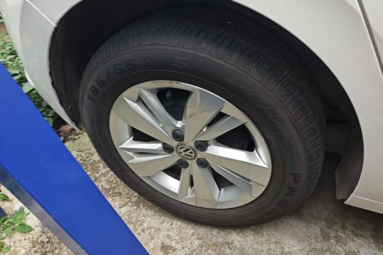 Used Volkswagen Polo 2019 Plus 1.5L Automatic Panoramic Enjoyment Edition Right Rear Wheel Hub