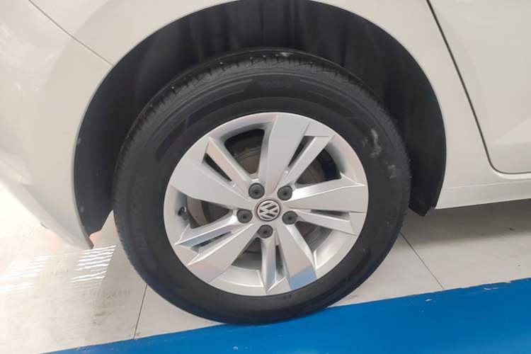 Used Volkswagen Polo 2019 Plus 1.5L Automatic Panoramic Enjoyment Edition Right Rear Wheel Hub