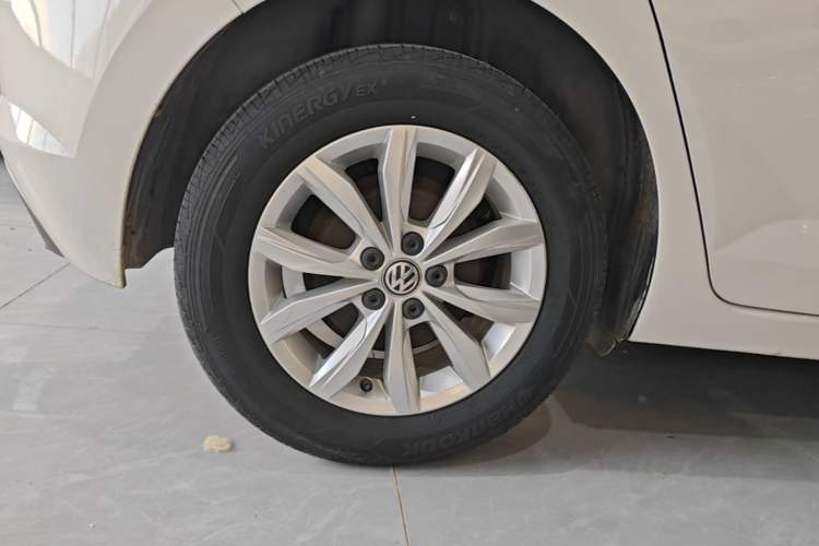 Used Volkswagen Polo 2019 Plus 1.5L Automatic Colorful Technology Edition Right Rear Wheel Hub