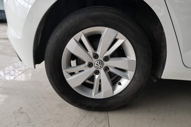 Used Volkswagen Polo 2019 Plus 1.5L Automatic Panoramic Enjoyment Edition Right Rear Wheel Hub