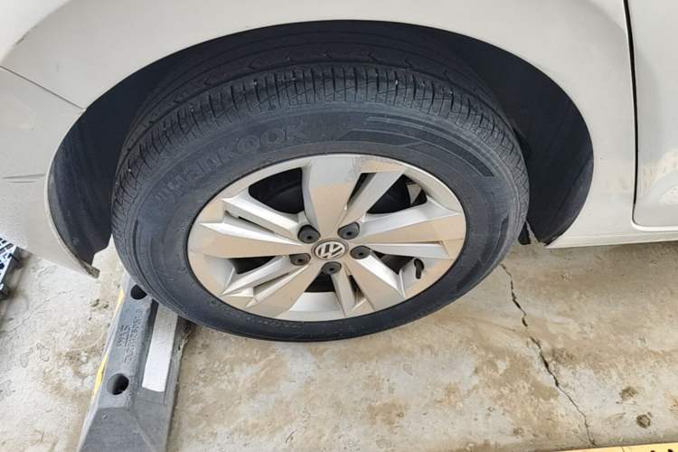 Used Volkswagen Polo 2019 Plus 1.5L Automatic Panoramic Enjoyment Edition Right Rear Wheel Hub