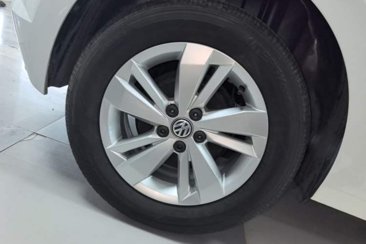 Used Volkswagen Polo 2019 Plus 1.5L Automatic Panoramic Enjoyment Edition Right Rear Wheel Hub
