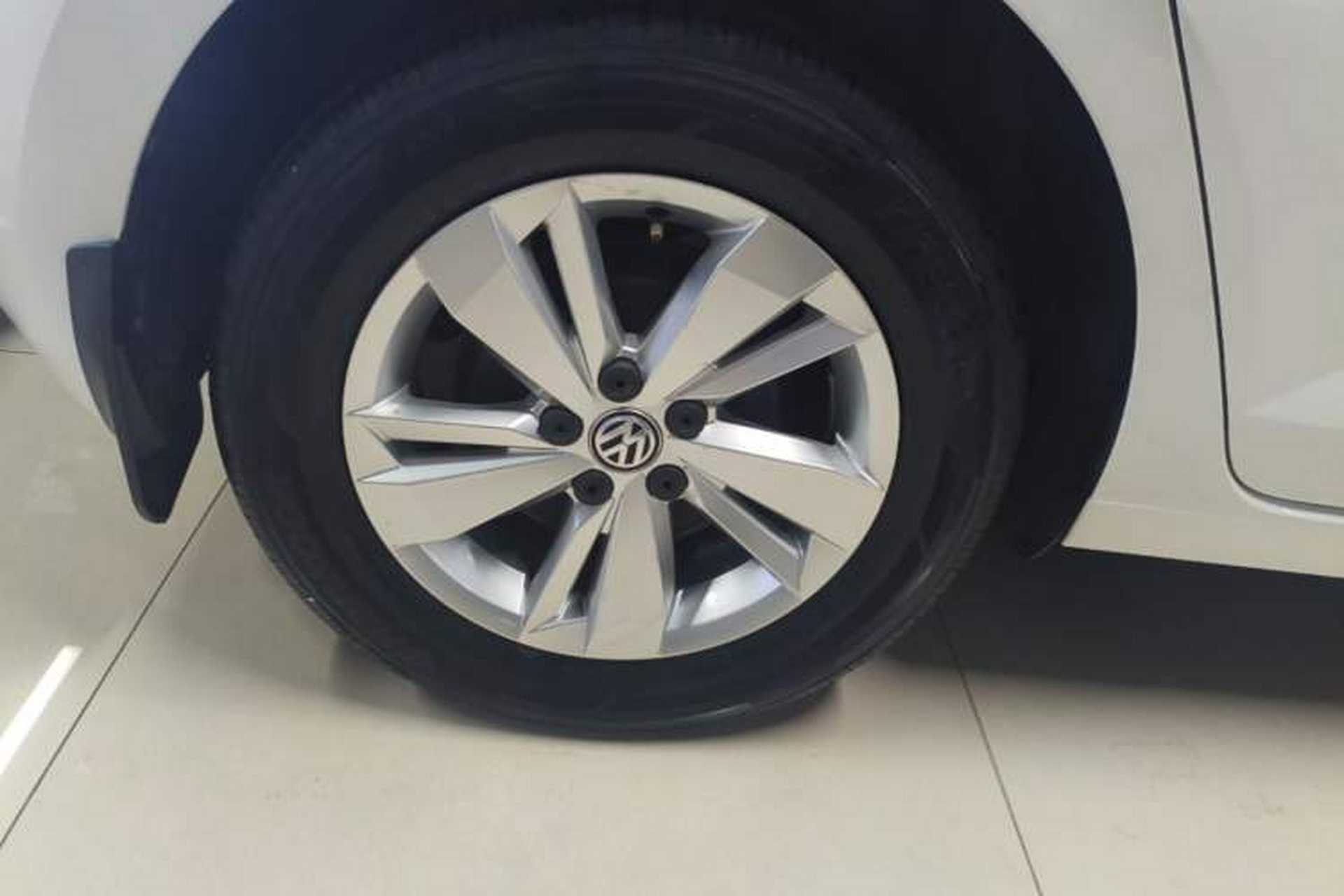 Used Volkswagen Polo 2019 Plus 1.5L Automatic Panoramic Enjoyment Edition Right Rear Wheel Hub