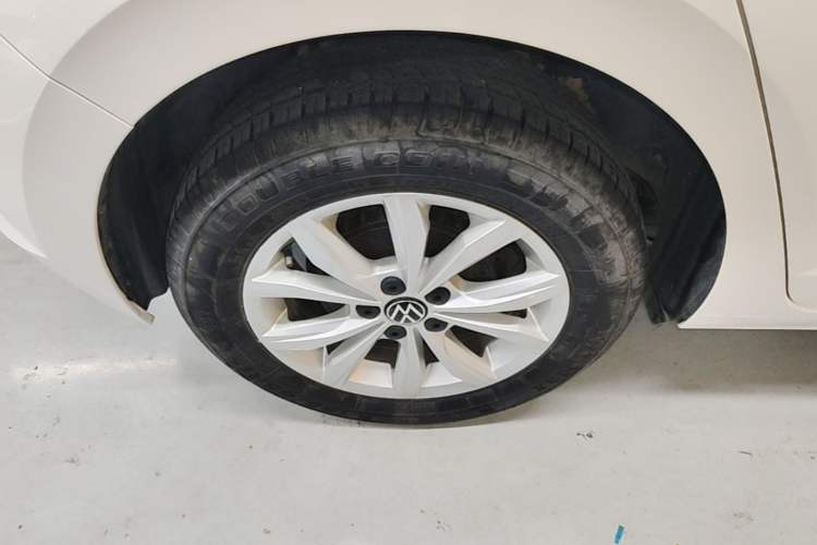 Used Volkswagen Polo 2019 Plus 1.5L Automatic Panoramic Enjoyment Edition Right Rear Wheel Hub