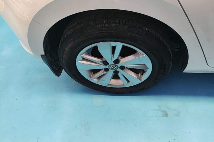 Used Volkswagen Polo 2019 Plus 1.5L Automatic Panoramic Enjoyment Edition Right Rear Wheel Hub