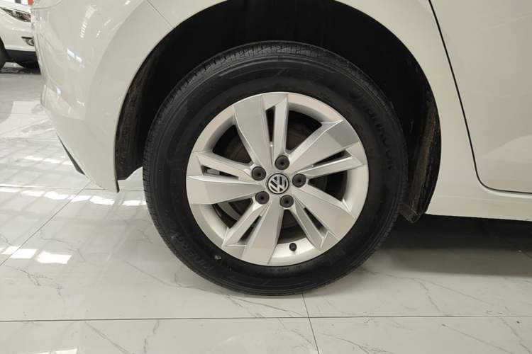 Used Volkswagen Polo 2019 Plus 1.5L Automatic Panoramic Enjoyment Edition Right Rear Wheel Hub