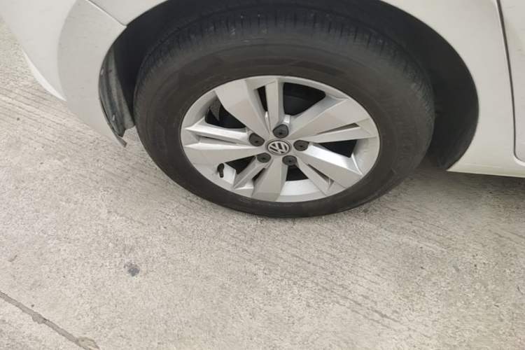 Used Volkswagen Polo 2019 Plus 1.5L Manual Panoramic Enjoyment Edition Right Rear Wheel Hub