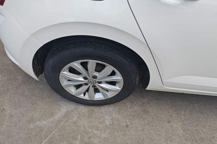 Used Volkswagen Polo 2019 Plus 1.5L Automatic Colorful Technology Edition Right Rear Wheel Hub