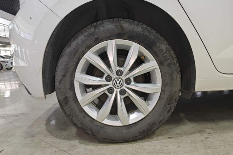 Used Volkswagen Polo 2019 Plus 1.5L Automatic Colorful Technology Edition Right Rear Wheel Hub