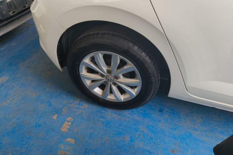 Used Volkswagen Polo 2019 Plus 1.5L Automatic Colorful Technology Edition Right Rear Wheel Hub