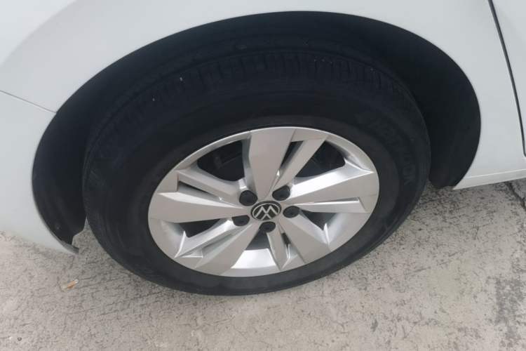 Used Volkswagen Polo 2019 Plus 1.5L Automatic Panoramic Enjoyment Edition Right Rear Wheel Hub