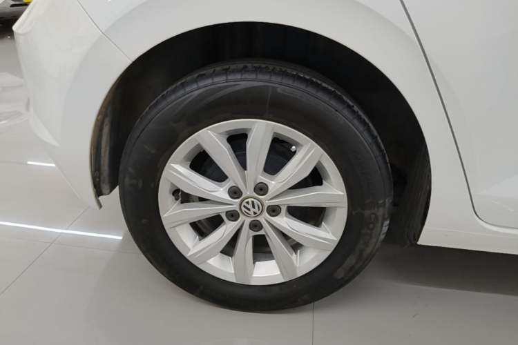 Used Volkswagen Polo 2019 Plus 1.5L Automatic Colorful Technology Edition Right Rear Wheel Hub
