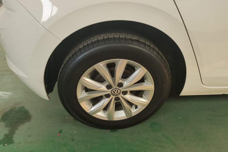 Used Volkswagen Polo 2019 Plus 1.5L Automatic Colorful Technology Edition Right Rear Wheel Hub