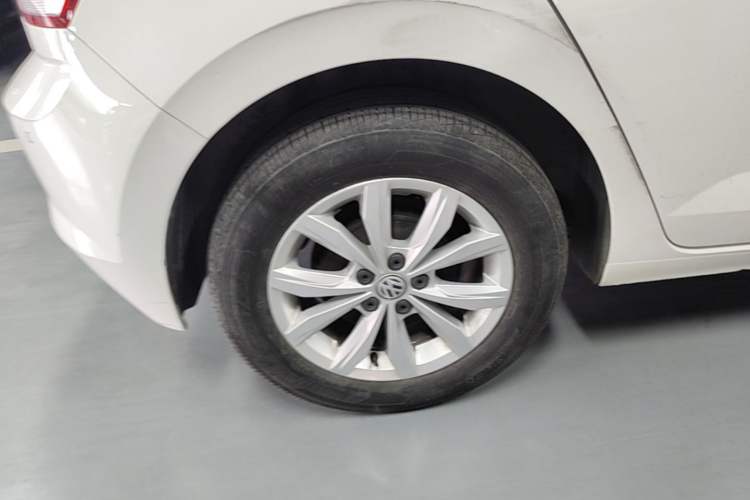 Used Volkswagen Polo 2019 Plus 1.5L Automatic Colorful Technology Edition Right Rear Wheel Hub