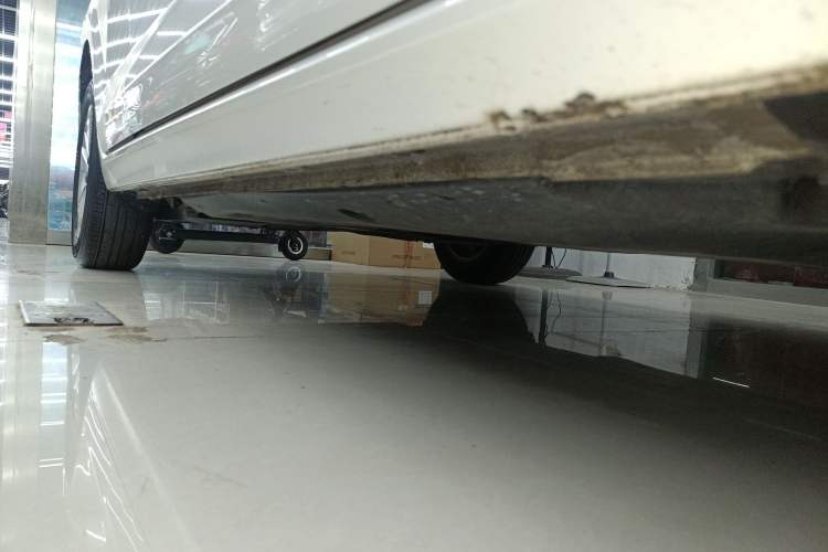 Used Volkswagen Polo 2019 Plus 1.5L Automatic Panoramic Enjoyment Edition Right Side Sill