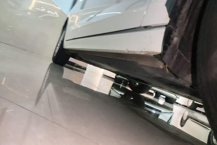 Used Volkswagen Polo 2019 Plus 1.5L Automatic Panoramic Enjoyment Edition Right Side Sill