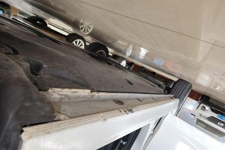 Used Volkswagen Polo 2019 Plus 1.5L Automatic Panoramic Enjoyment Edition Right Side Sill