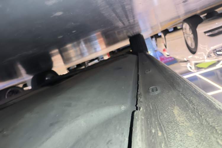 Used Volkswagen Polo 2019 Plus 1.5L Automatic Colorful Technology Edition Right Side Sill