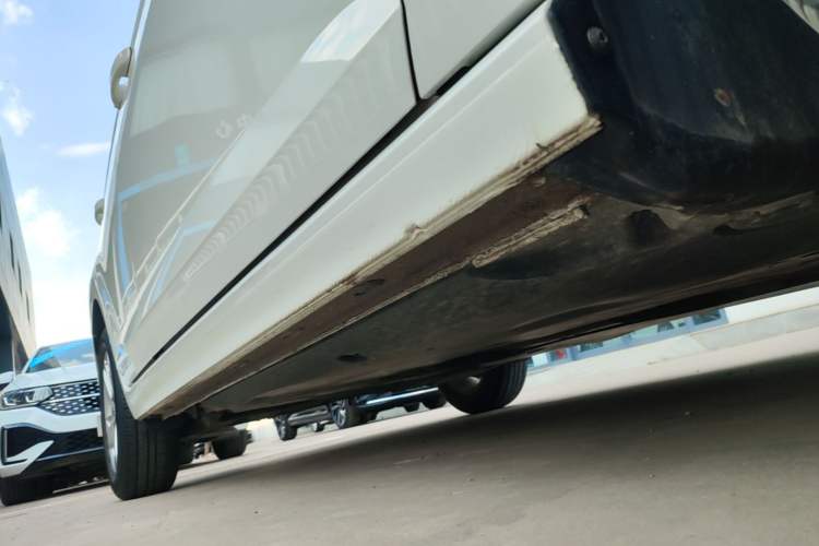 Used Volkswagen Polo 2019 Plus 1.5L Automatic Panoramic Enjoyment Edition Right Side Sill