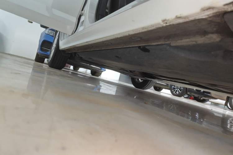Used Volkswagen Polo 2019 Plus 1.5L Automatic Colorful Technology Edition Right Side Sill