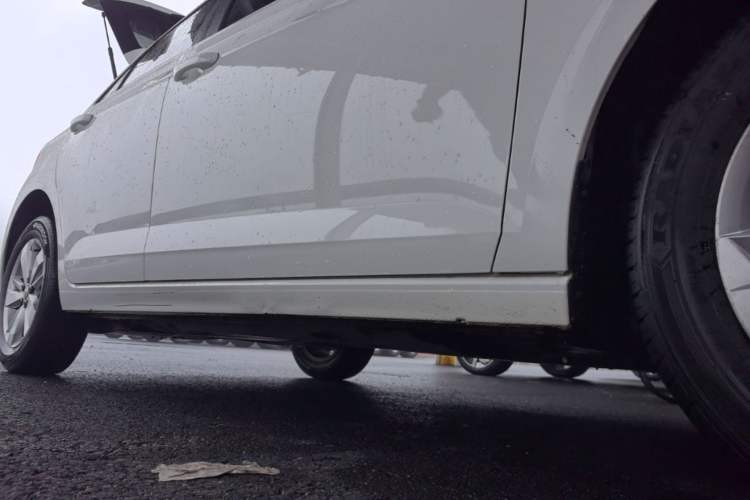 Used Volkswagen Polo 2019 Plus 1.5L Automatic Panoramic Enjoyment Edition Right Side Sill
