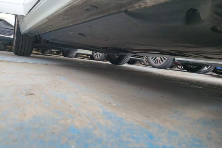 Used Volkswagen Polo 2019 Plus 1.5L Automatic Colorful Technology Edition Right Side Sill