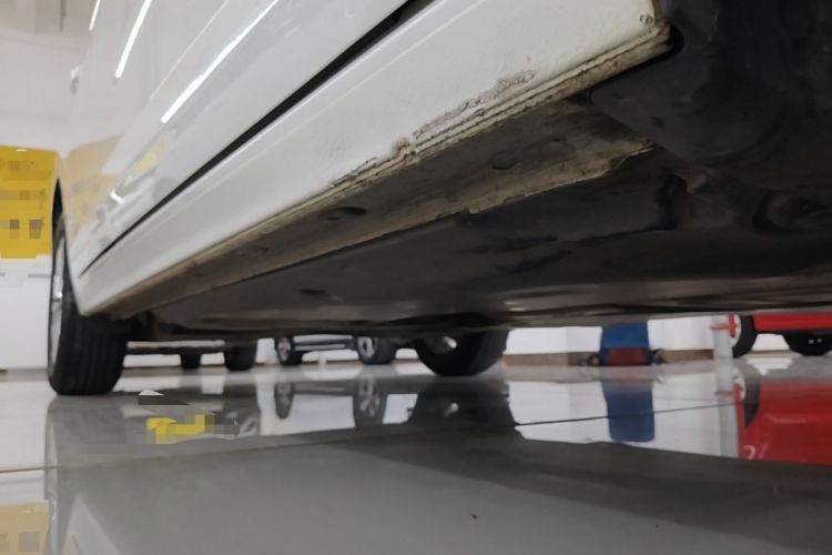 Used Volkswagen Polo 2019 Plus 1.5L Automatic Colorful Technology Edition Right Side Sill