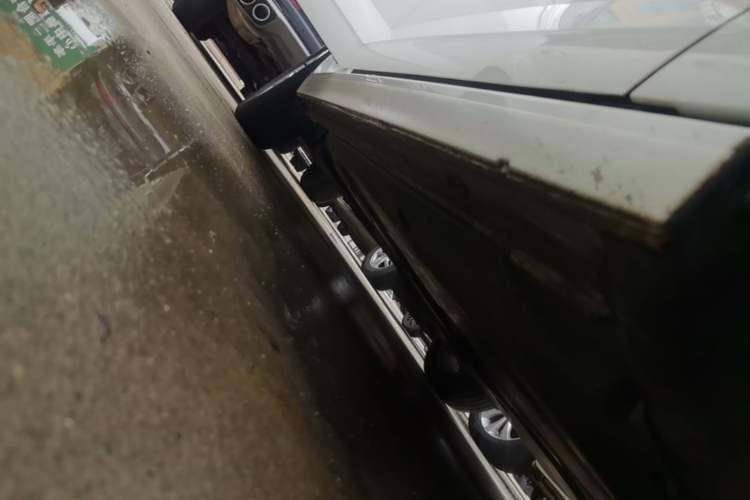 Used Volkswagen Polo 2019 Plus 1.5L Automatic Panoramic Enjoyment Edition Right Side Sill