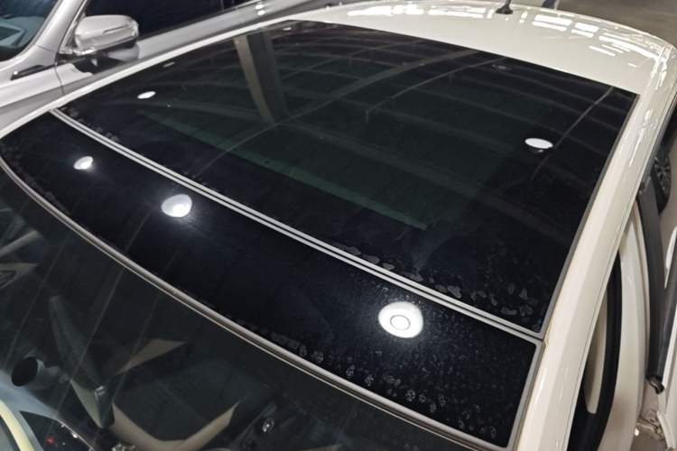 Used Volkswagen Polo 2019 Plus 1.5L Automatic Colorful Technology Edition Roof