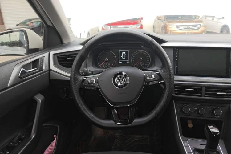 Used Volkswagen Polo 2019 Plus 1.5L Automatic Panoramic Enjoyment Edition Steering Wheel