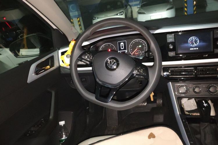 Used Volkswagen Polo 2019 Plus 1.5L Automatic Beats Trendy Cool Edition Steering Wheel