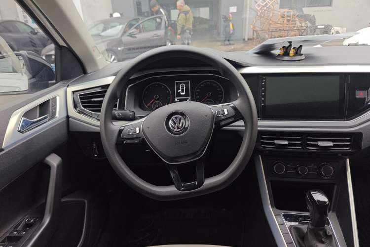 Used Volkswagen Polo 2019 Plus 1.5L Automatic Beats Trendy Cool Edition Steering Wheel