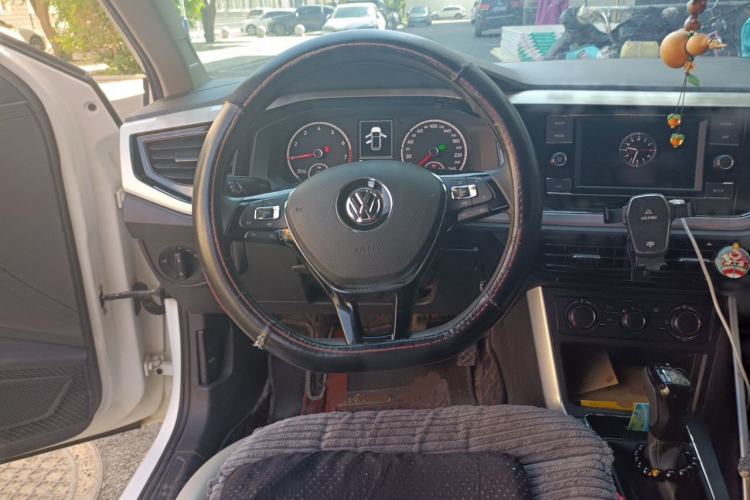 Used Volkswagen Polo 2019 Plus 1.5L Automatic Colorful Technology Edition Steering Wheel