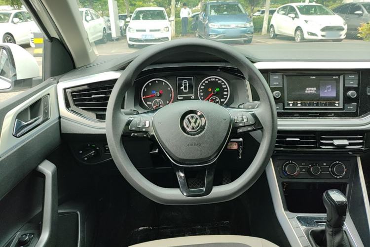 Used Volkswagen Polo 2019 Plus 1.5L Automatic Colorful Technology Edition Steering Wheel