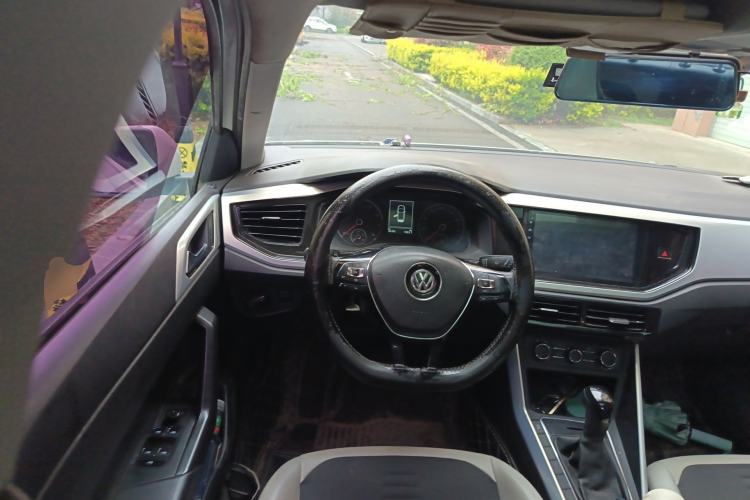 Used Volkswagen Polo 2019 Plus 1.5L Automatic Colorful Technology Edition Steering Wheel