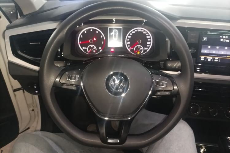Used Volkswagen Polo 2019 Plus 1.5L Automatic Colorful Technology Edition Steering Wheel