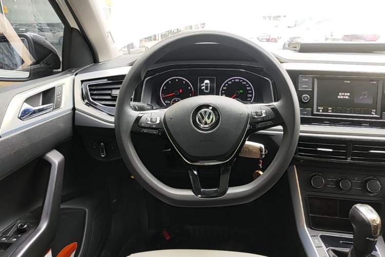 Used Volkswagen Polo 2019 Plus 1.5L Automatic Beats Trendy Cool Edition Steering Wheel