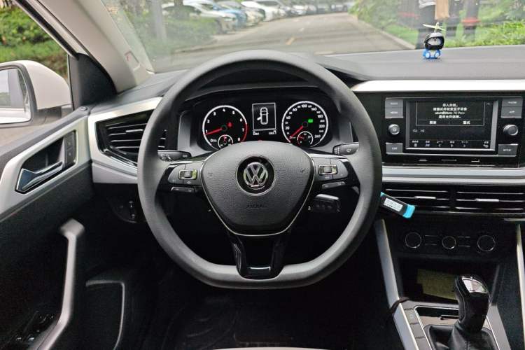 Used Volkswagen Polo 2019 Plus 1.5L Automatic Colorful Technology Edition Steering Wheel