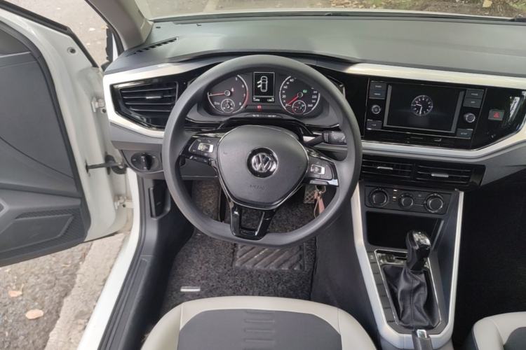 Used Volkswagen Polo 2019 Plus 1.5L Automatic Colorful Technology Edition Steering Wheel