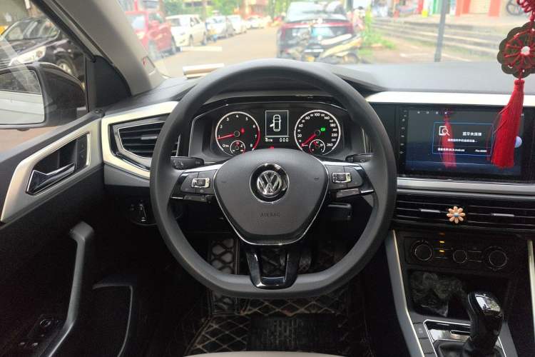 Used Volkswagen Polo 2019 Plus 1.5L Automatic Beats Trendy Cool Edition Steering Wheel