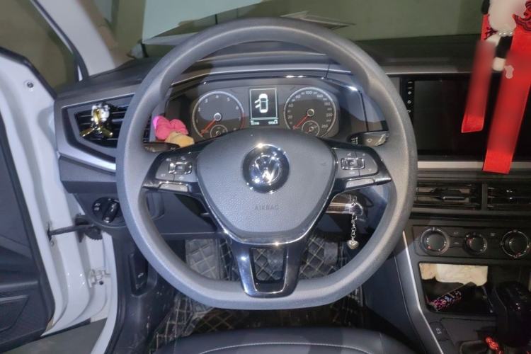 Used Volkswagen Polo 2019 Plus 1.5L Automatic Panoramic Enjoyment Edition Steering Wheel