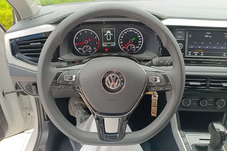 Used Volkswagen Polo 2019 Plus 1.5L Automatic Colorful Technology Edition Steering Wheel