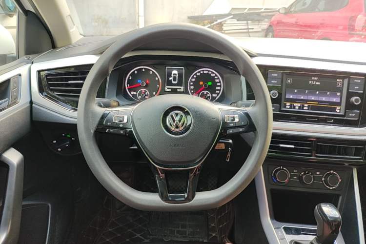 Used Volkswagen Polo 2019 Plus 1.5L Automatic Colorful Technology Edition Steering Wheel