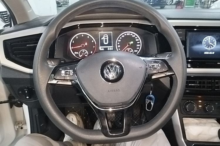 Used Volkswagen Polo 2019 Plus 1.5L Automatic Colorful Technology Edition Steering Wheel
