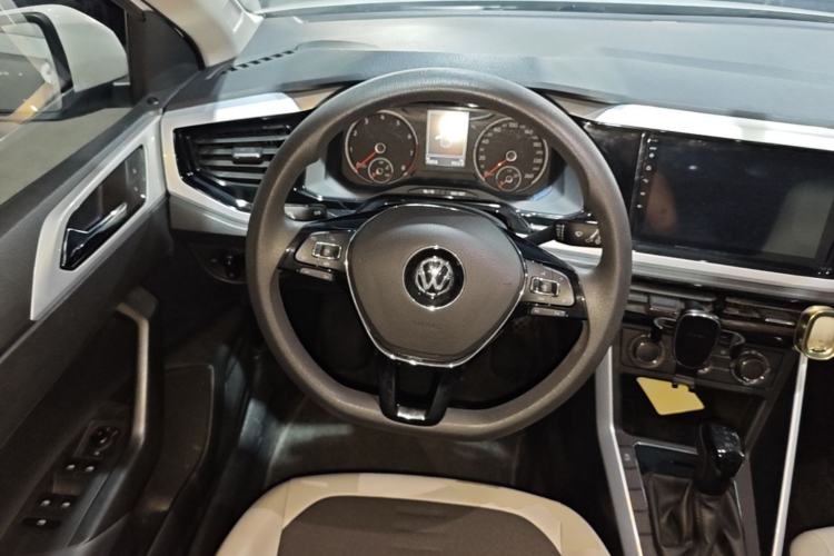 Used Volkswagen Polo 2019 Plus 1.5L Automatic Colorful Technology Edition Steering Wheel