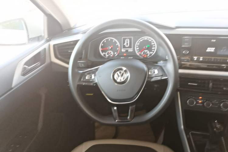 Used Volkswagen Polo 2019 Plus 1.5L Automatic Colorful Technology Edition Steering Wheel