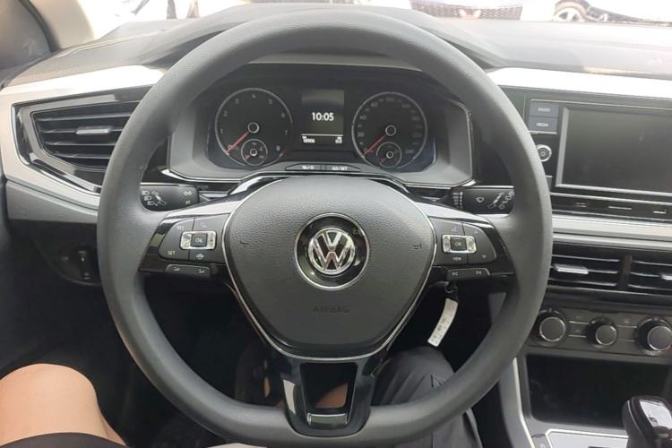 Used Volkswagen Polo 2019 Plus 1.5L Automatic Colorful Technology Edition Steering Wheel