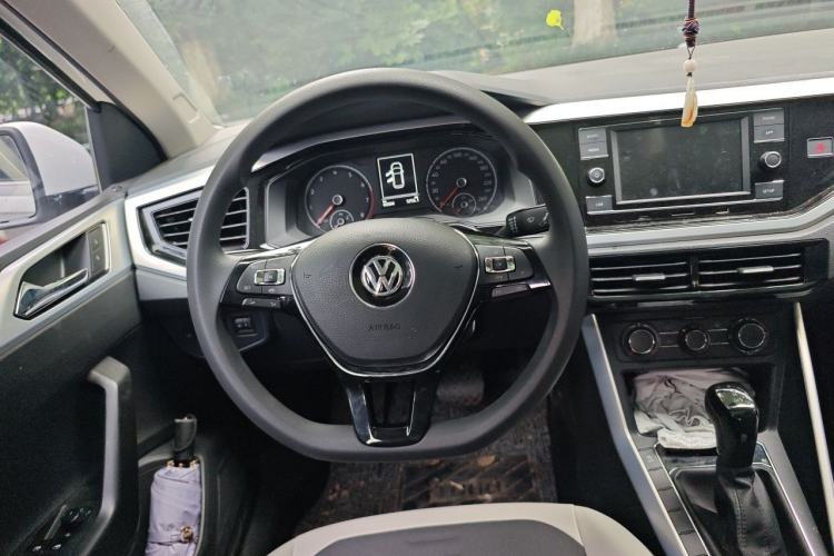 Used Volkswagen Polo 2019 Plus 1.5L Automatic Colorful Technology Edition Steering Wheel