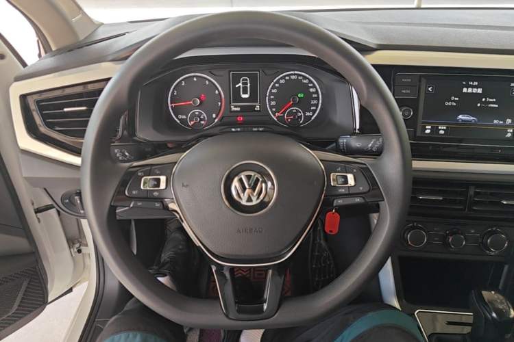 Used Volkswagen Polo 2019 Plus 1.5L Automatic Colorful Technology Edition Steering Wheel