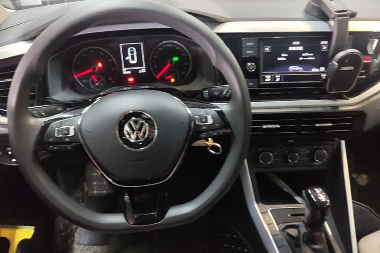 Used Volkswagen Polo 2019 Plus 1.5L Automatic Colorful Technology Edition Steering Wheel